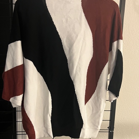 Chico's V-Neck Sweater in Black, White, and Brown sz large 12/14 - Picture 4 of 4